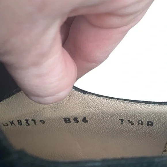 Salvatore Ferragamo Black Suede vintage Shoes size 7.5AA (narrow) - Picture 9 of 11